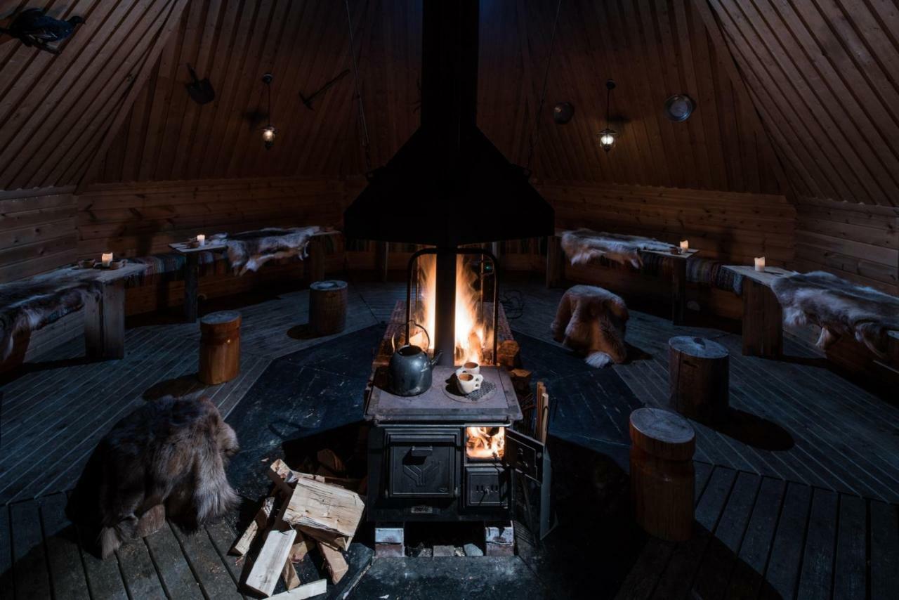 Lapland Hotels Ounasvaara Chalets Рованиеми Екстериор снимка